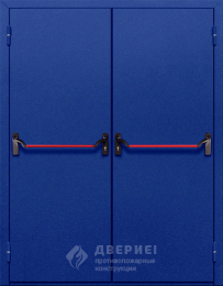 Противопожарная дверь с ручкой антипаника